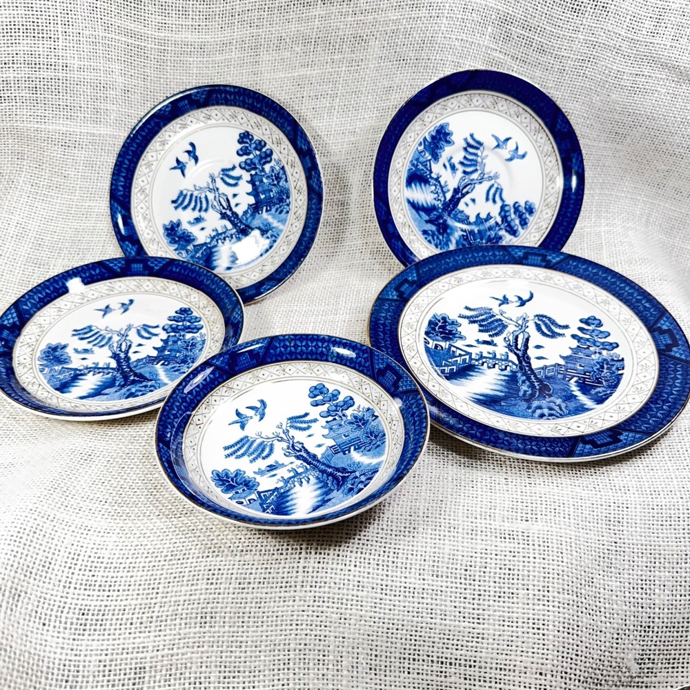 Vintage Occupied Japan Ironstone Blue Willow China Lot 5 Mixed Pieces Gold Trim
